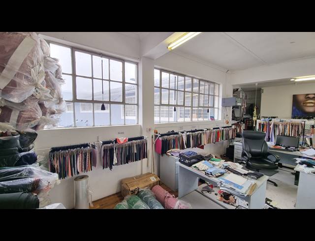 117M² BUSINESS TO LET IN OBSERVATORY